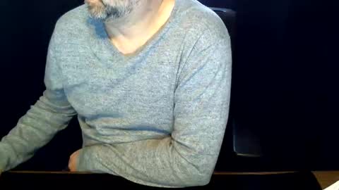 Snapshot of blaxxxima chatting on 03/04/25, 03:26 blaxxxima online show from 03/04/25, 03:26