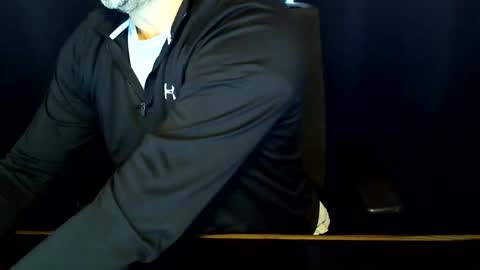 Snapshot of blaxxxima chatting on 10/21/25, 04:30 blaxxxima online show from 10/21/25, 04:30