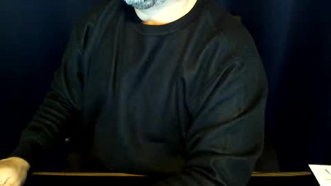 Snapshot of blaxxxima chatting on 11/17/25, 03:18 blaxxxima online show from 11/17/25, 03:18