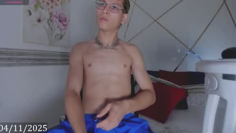 Snapshot of blaze_lm chatting on 11/04/25, 12:26 blaze_lm online show from 11/04/25, 12:26