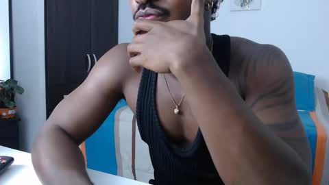 Snapshot of blckexperience chatting on 03/01/25, 02:37 Danny - online show from 03/01/25, 02:37