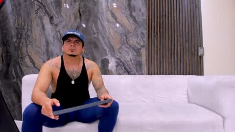 The Best Models online show from 01/25/25, 01:30