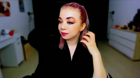 Nicole online show from 01/17/25, 03:23