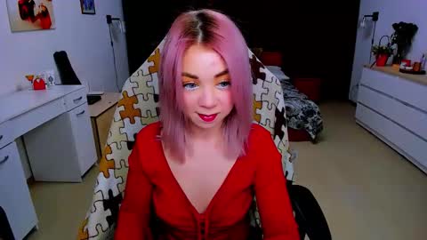 Nicole online show from 01/30/25, 05:30