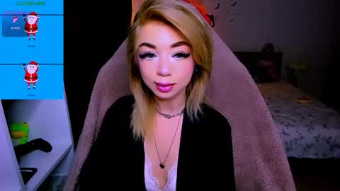 Nicole online show from 12/22/25, 11:46