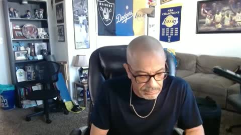 Snapshot of blk_nthick chatting on 02/26/25, 10:20 blk_nthick online show from 02/26/25, 10:20