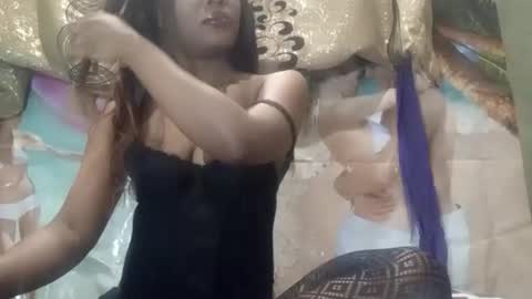 Lola online show from 09/22/25, 03:19