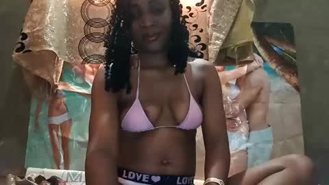 Lola online show from 02/19/26, 10:22