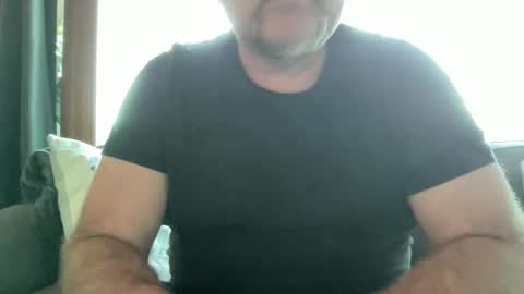 Snapshot of bllyidol chatting on 04/07/26, 06:03 BlIdoL online show from 04/07/26, 06:03