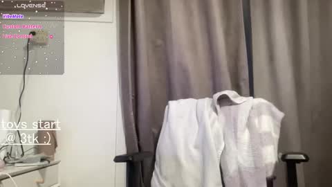 bloggirllaurel online show from 03/25/26, 11:22