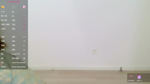 Snapshot of blon_kater chatting on 09/22/25, 04:47 YoYo online show from 09/22/25, 04:47