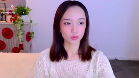 YoYo online show from 04/11/26, 02:05