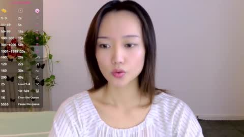 YoYo online show from 04/25/26, 07:11