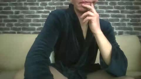 Apollo online show from 12/03/25, 10:57