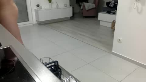 blondas21 online show from 11/18/25, 05:17