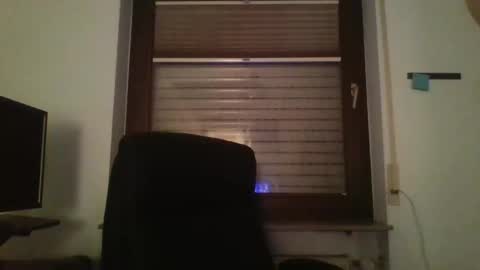 blonde32m online show from 11/25/25, 10:54