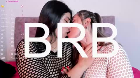 Snapshot of blonde__cute chatting on 03/07/25, 02:23 Esperancita and Karina online show from 03/07/25, 02:23