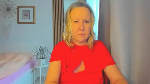 Nicole online show from 01/31/25, 07:39