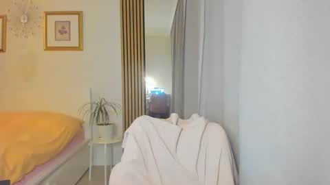 Nicole online show from 02/05/25, 04:58