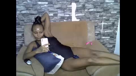Snapshot of blonde_creamy chatting on 05/31/26, 06:09 blonde_creamy online show from 05/31/26, 06:09