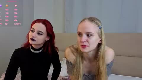 Snapshot of blonde_lotos chatting on 01/19/26, 03:21 Kate and Mary online show from 01/19/26, 03:21