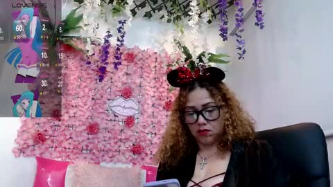 blonde_squirt_ online show from 03/04/25, 05:21