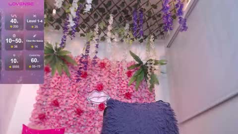 blonde_squirt_ online show from 02/19/26, 09:38