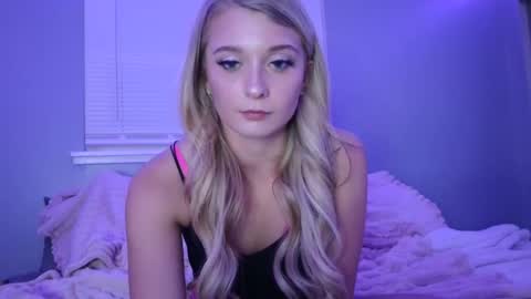 Blonde Stella online show from 01/04/25, 02:14