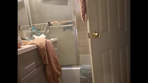 Gia  online show from 01/05/25, 07:17