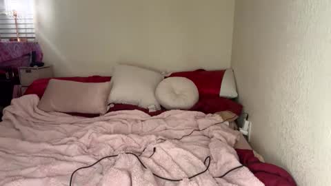 blondebunny999 online show from 04/09/26, 04:45