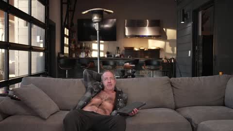 Snapshot of blondefoxsilverfox chatting on 01/26/25, 03:58 blondefoxsilverfox online show from 01/26/25, 03:58