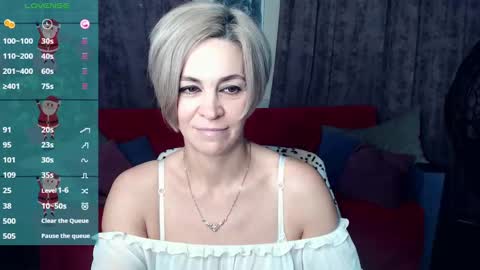 Snapshot of blondemommy_77 chatting on 01/08/25, 07:56 Lola online show from 01/08/25, 07:56