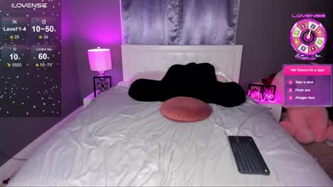 Snapshot of blondeprincess7 chatting on 10/01/25, 02:50 Blondeprincess online show from 10/01/25, 02:50