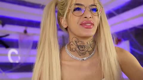 blondie_muller online show from 11/07/25, 09:04