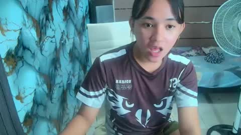 Snapshot of blondina_twinx chatting on 07/05/26, 11:28 blondina_twinx online show from 07/05/26, 11:28