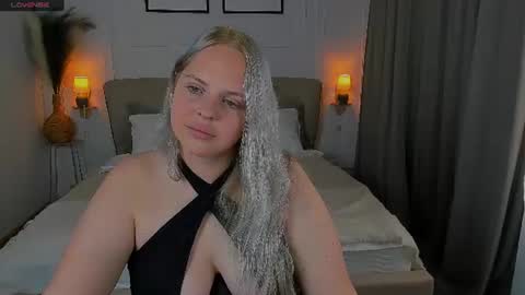 Nikolla online show from 06/11/26, 04:38