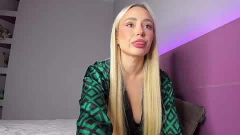 Anna online show from 01/11/26, 03:17