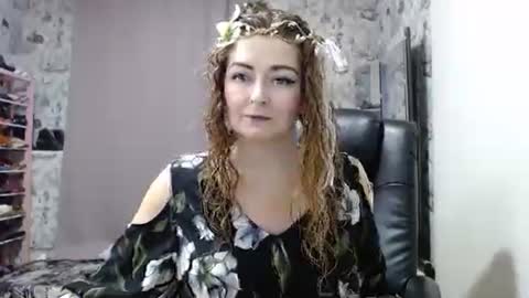 Snapshot of blondmilfs chatting on 01/22/25, 12:27 BlondMILfs online show from 01/22/25, 12:27