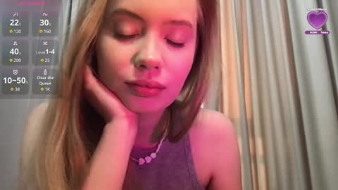 Snapshot of blondy_banny chatting on 02/27/26, 01:16 Blondy bunny online show from 02/27/26, 01:16
