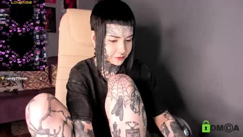 Snapshot of blood__mary chatting on 05/18/26, 11:38 Mary online show from 05/18/26, 11:38