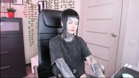 Snapshot of blood__mary chatting on 06/03/26, 11:02 Mary online show from 06/03/26, 11:02