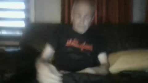 bloody52 online show from 04/17/26, 07:28