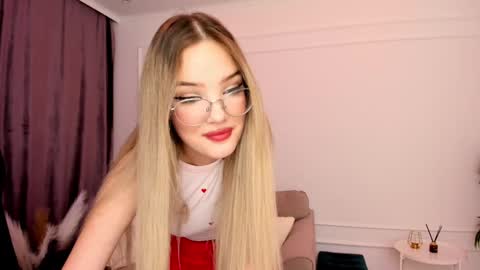 Sophia online show from 02/07/25, 02:47