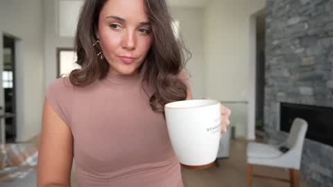 Emma Bloom online show from 12/08/24, 07:11