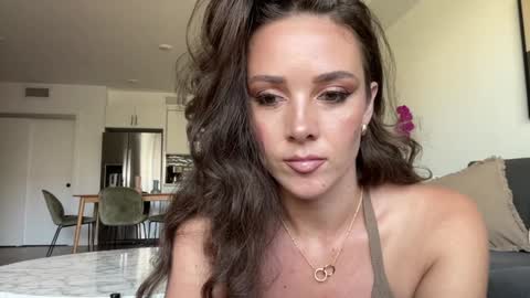 Emma Bloom online show from 10/05/25, 07:56