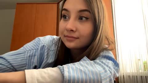 Snapshot of blossomroady chatting on 02/11/26, 05:56 Alice online show from 02/11/26, 05:56