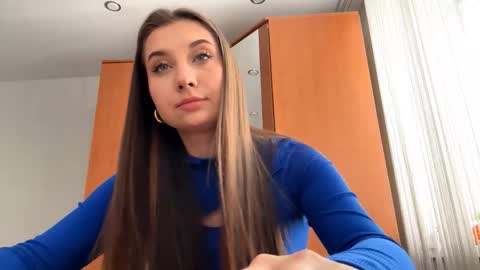 Snapshot of blossomroady chatting on 03/04/26, 07:36 Alice online show from 03/04/26, 07:36