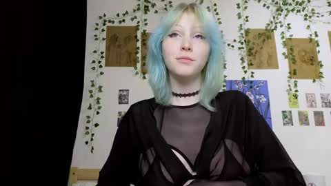 Snapshot of blue_colada chatting on 09/29/25, 07:24 Call me Mary online show from 09/29/25, 07:24