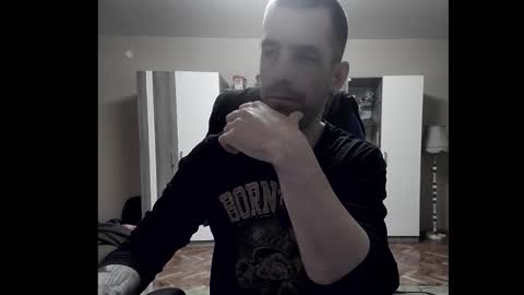 Snapshot of blue_eyed_wolf chatting on 02/01/26, 07:45 Runaway online show from 02/01/26, 07:45