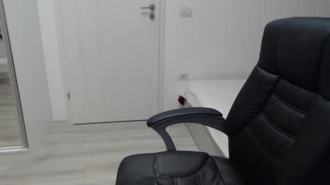 Juliet online show from 03/30/26, 04:30